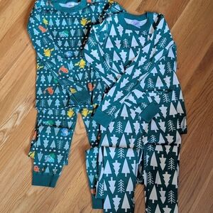 6 Sets Of Kids Hannah Anderson Holiday Pajamas!